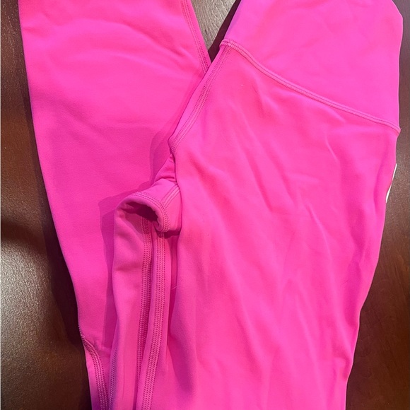 NWT lululemon Align Pants 25” size 6 Sonic Pink - Picture 6 of 6